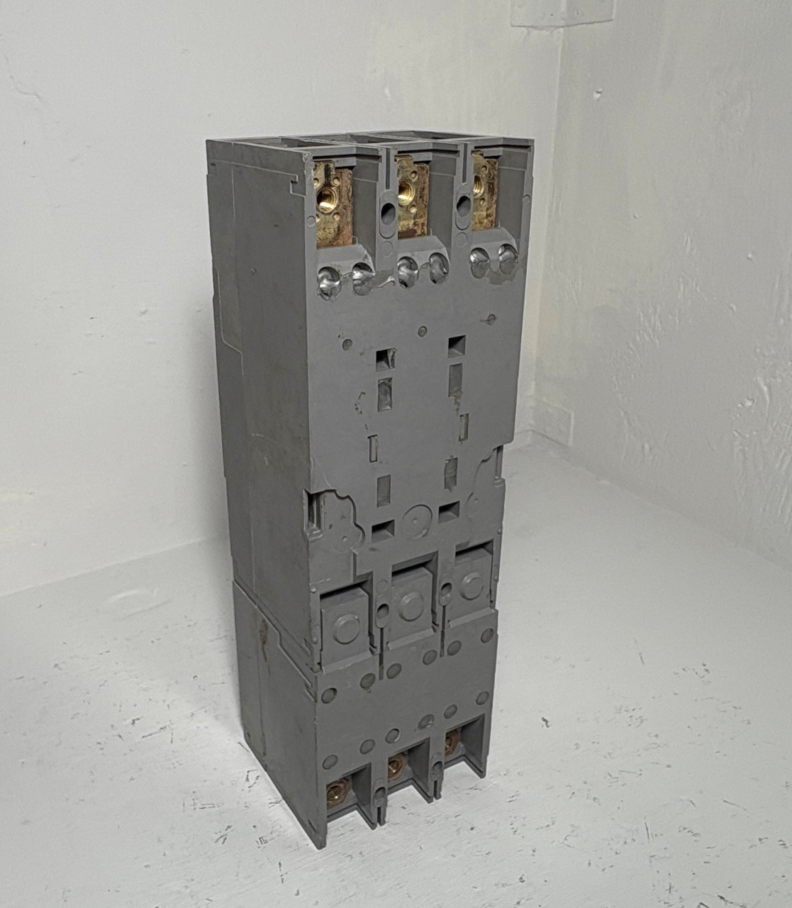 Siemens I-T-E CLF63B250 250A Circuit Breaker 480/600V 3P Type CLF ITE 250 Amp (EM5284-1)