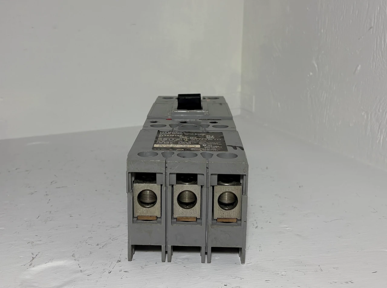 Siemens I-T-E CLF63B150 150A Circuit Breaker 480/600V 3P Type CLF ITE 150 Amp (EM5283-2)