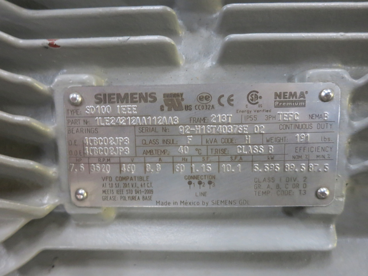 Siemens 7.5 HP AC Motor 460V 3250 RPM SD100 IEE 213T 8.8A 1LE24212AA112AA3 TEFC (DW6721-1)
