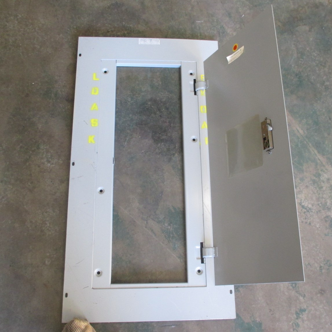 Siemens Type 1 Enclosure Panel DOOR ONLY 38" x 20" Interior Opening: 29.5" x 9" (AH0209-6)