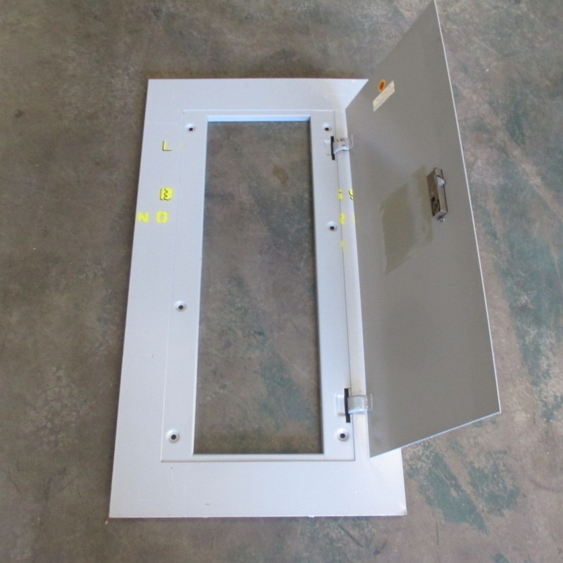 Siemens Type 1 Enclosure Panel DOOR ONLY 38" x 20" Interior Opening: 29.5" x 9" (AH0208-2)