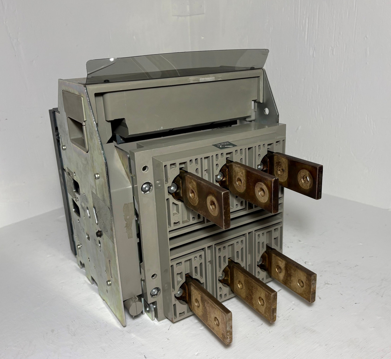 Square D 526840P2 up to 1200A Cradle PowerPact Circuit Breaker Type PG/PJ/PK/PL (EM5302-1)