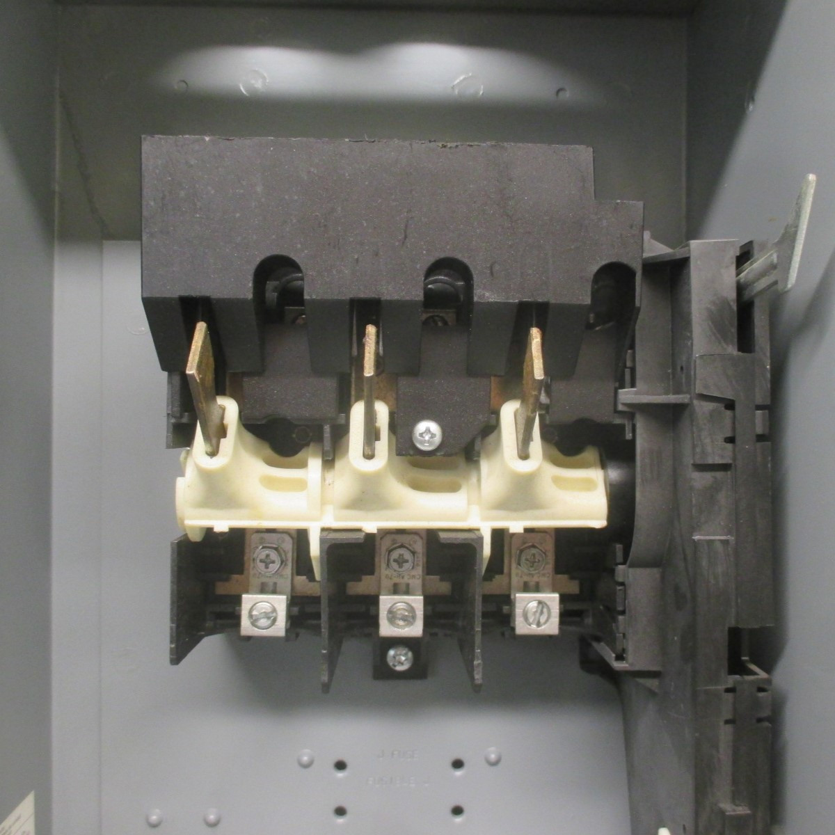 Square D HU3612AWK 30A 600V Non-Fusible Safety Switch Disconnect 30 Amp HU3612 (AH0220-1)