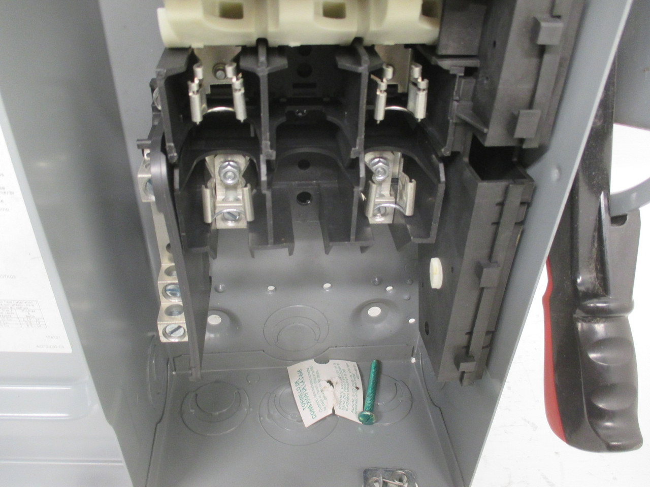 NEW Square D H221N F05 30A Fusible Safety Switch Disconnect 240V 1PH 30 Amp H221 (AH0249-3)