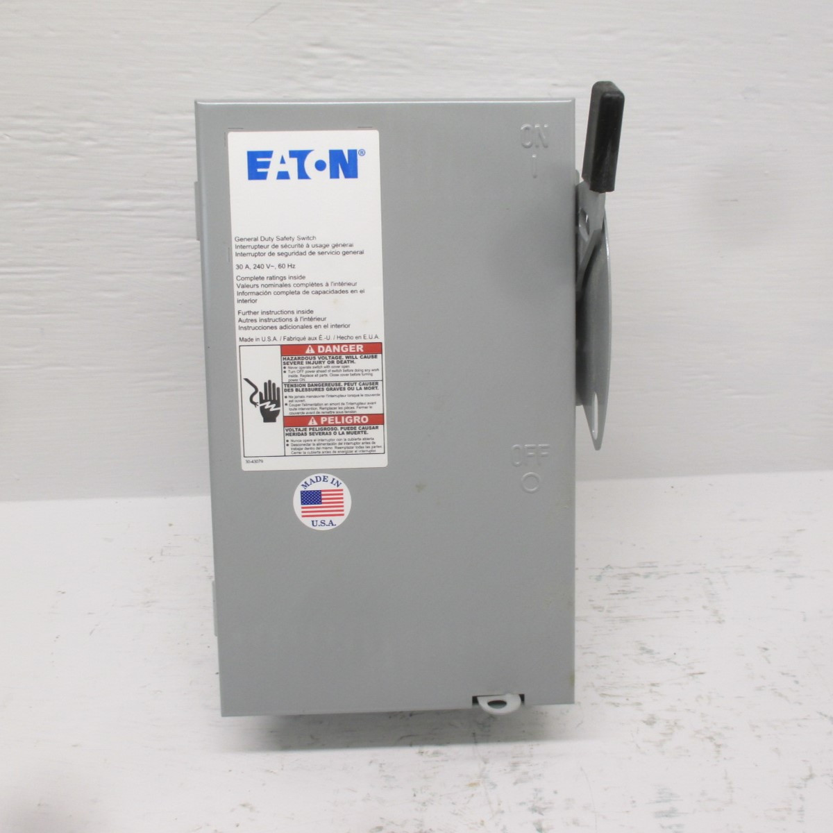 NEW Eaton DG321UGB 30A Non-Fusible General Duty Safety Switch 30 Amp 240V NIB (AH0253-1)