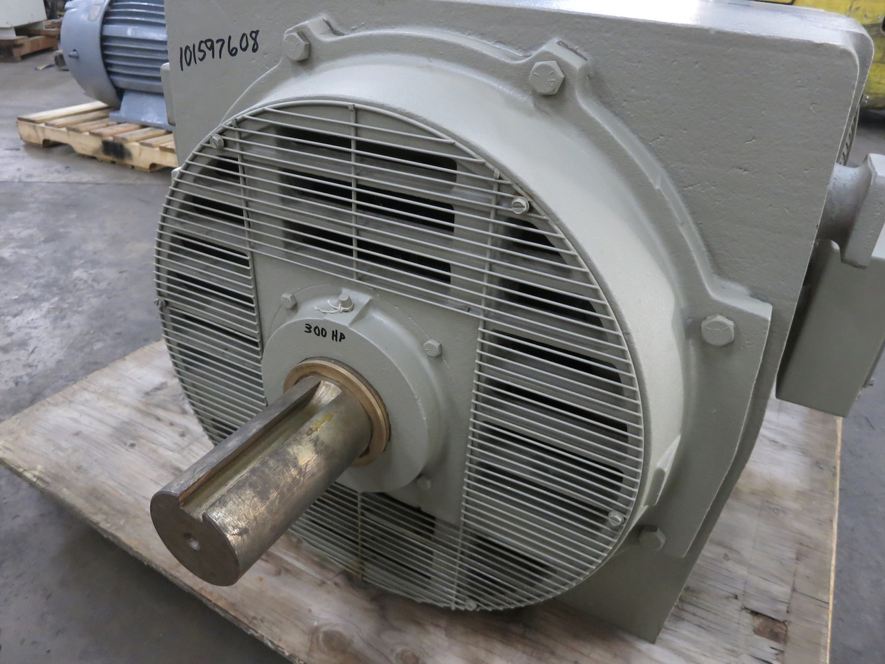 GE 300 HP AC Motor 2300V 3PH 509LL KS 1790 RPM Energy Saver 65.2A 2300 VAC 1750 (DW6773-1)