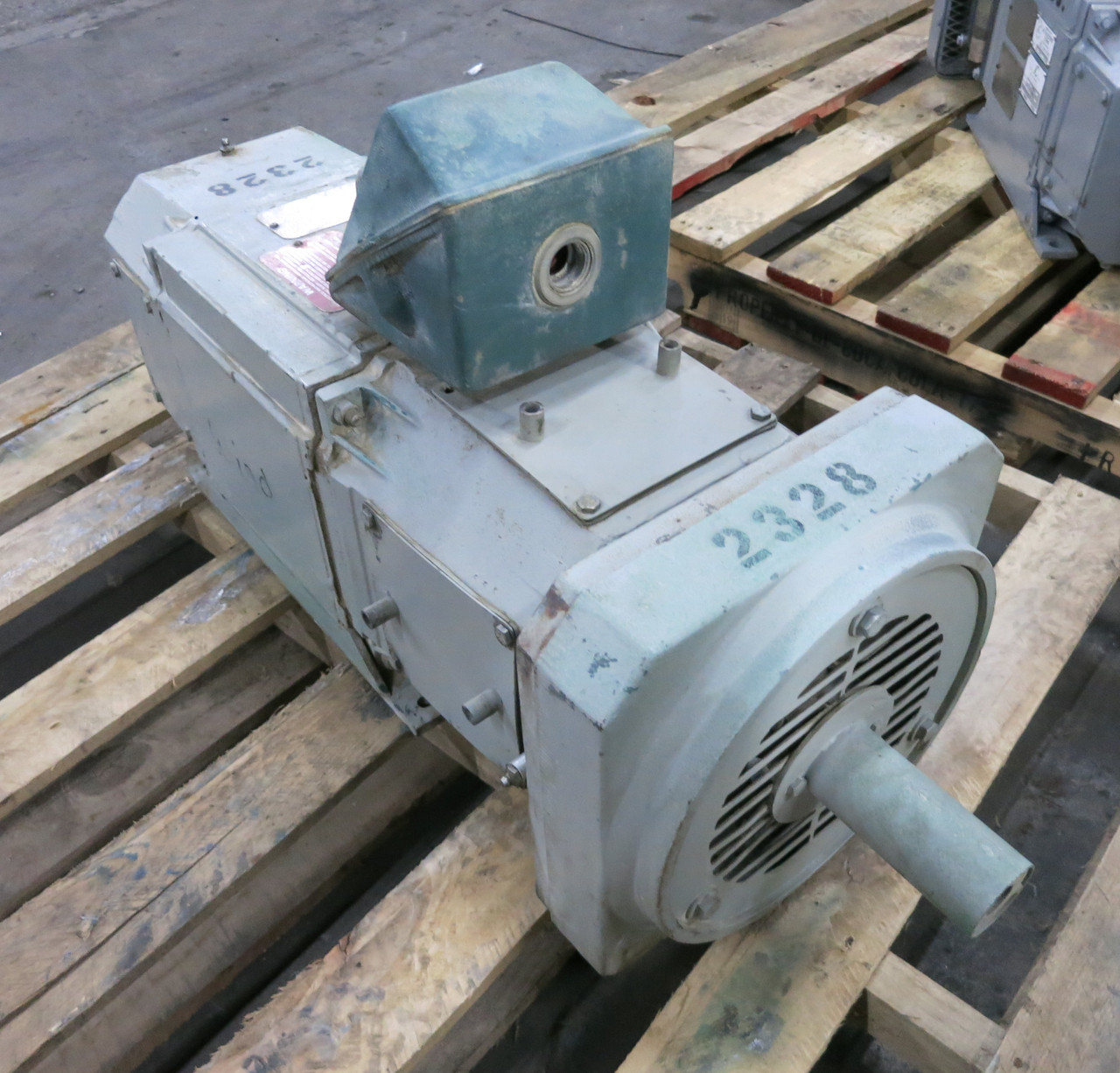 Reliance 5 HP DC Motor B2111ATCZ 500V 1750/2300 RPM TEFC XT 8.6A 500 VDC TR (DW6781-1)