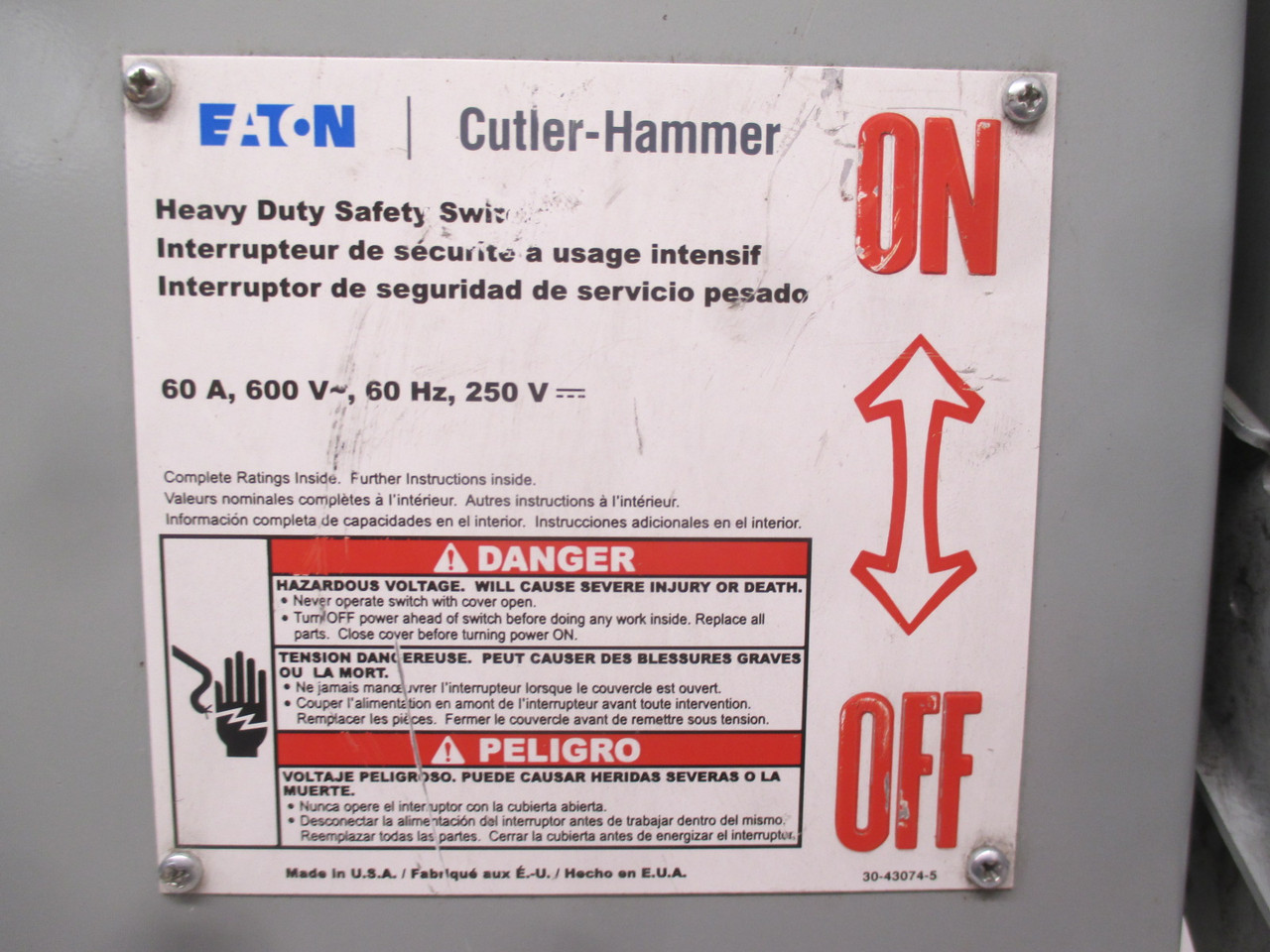 Cutler Hammer DH362FDK 60 Amp 3R Fusible Heavy Duty Safety Switch Series B 600V (AH0284-2)