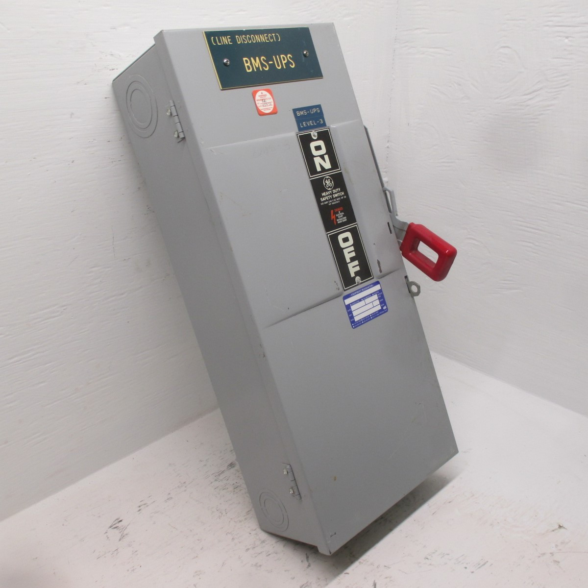 GE TH4323 Model 7 100A 240V Heavy Duty Fusible Safety Switch General Electric (AH0298-1)