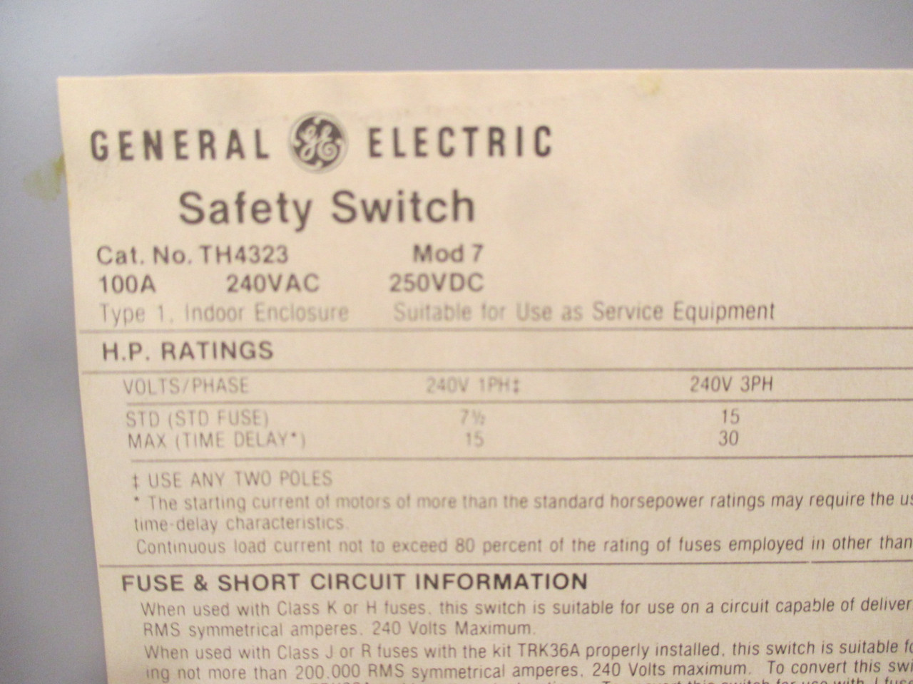 GE TH4323 Model 7 100A 240V Heavy Duty Fusible Safety Switch General Electric (AH0298-1)