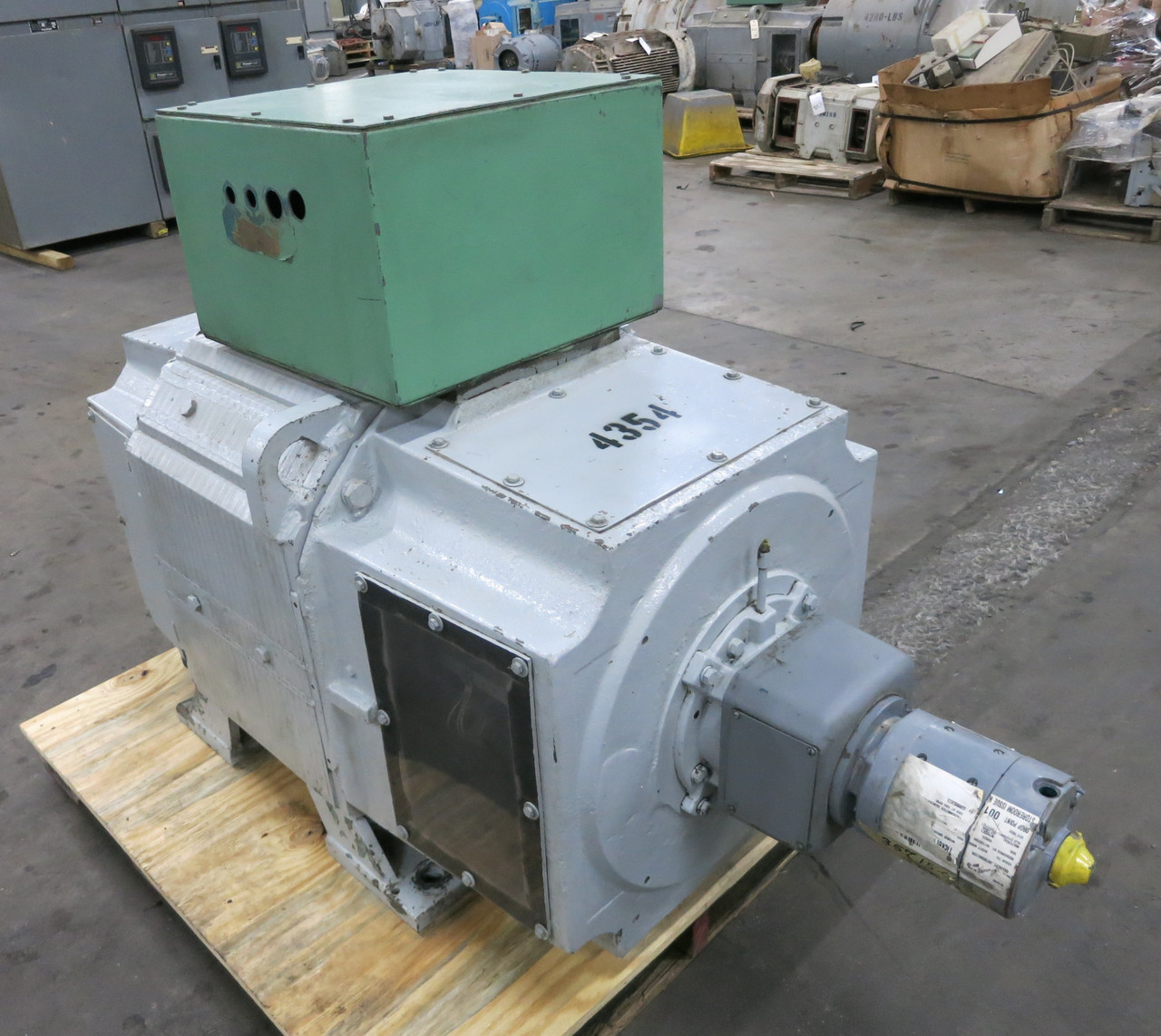Reliance 100 HP DC Motor 587ATZ 500V 325/1800 RPM Type TR 170A 500 VDC 587-ATZ (DW6807-2)