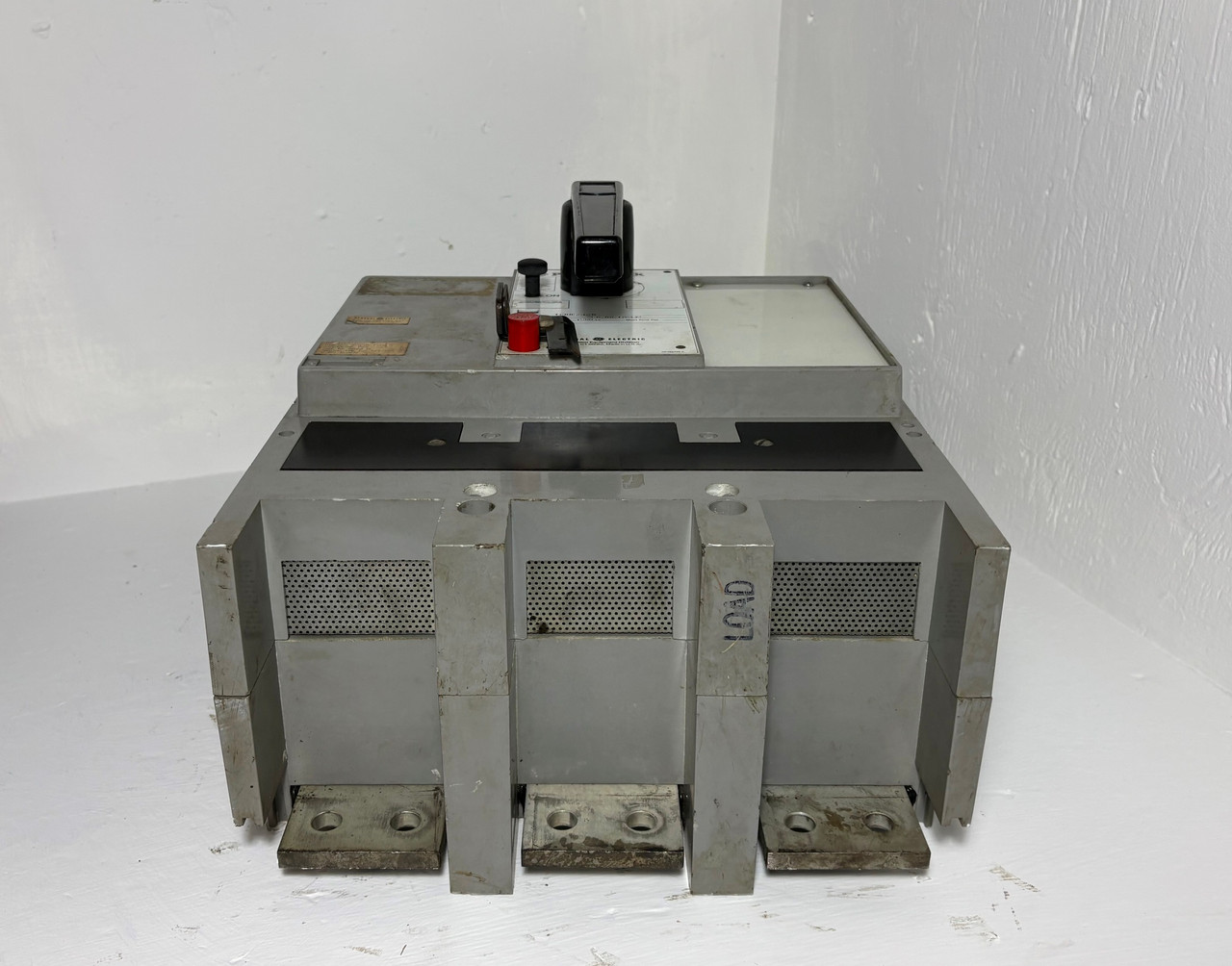GE TPMM5616M 1600A Power Break Circuit Breaker 600V 3P 1600 Amp General Electric (EM5327-3)