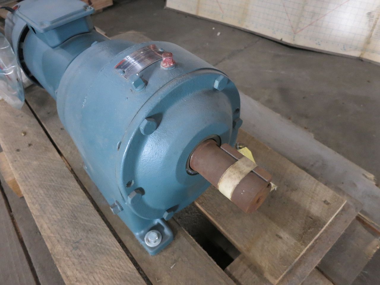 NEW Reliance 1 HP 1725 RPM FB56P AC Motor w/ Dodge Gear Reducer Ratio 105.9 16 (DW6809-1)