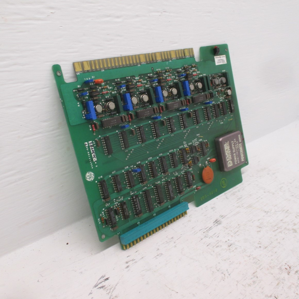 Image of GE Fanuc IC600YB942A Analog Output Module Series Six PLC Board IC600YB942A