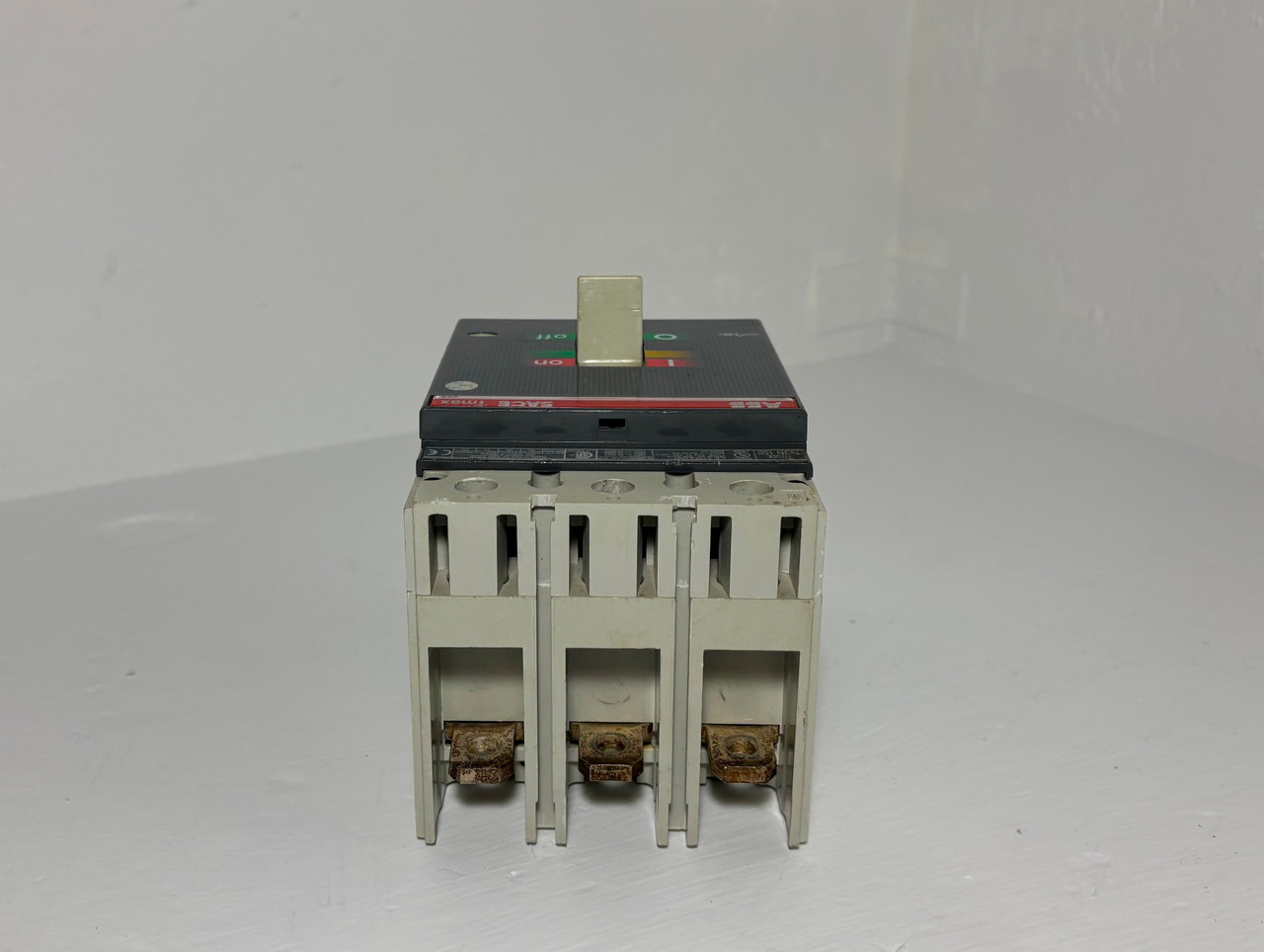 ABB Ts3N 150 Amp SACE Tmax Circuit Breaker 480/600V 3 Pole 150 Amp TS3N150 3P (EM5343-1)
