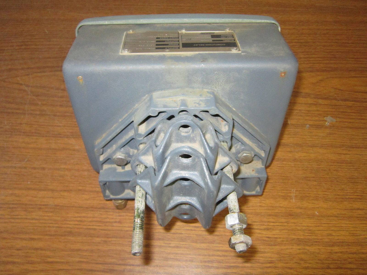 Foxboro 136 Computing Relay 136-2 Supply 20-22 PSI Input 3-15 PSI Output 3-15PSI (EBI1484-1)