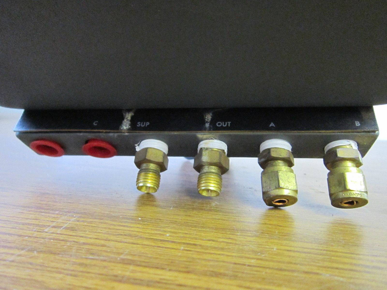 Foxboro 136 Computing Relay 136-2 Supply 20-22 PSI Input 3-15 PSI Output 3-15PSI (EBI1484-1)