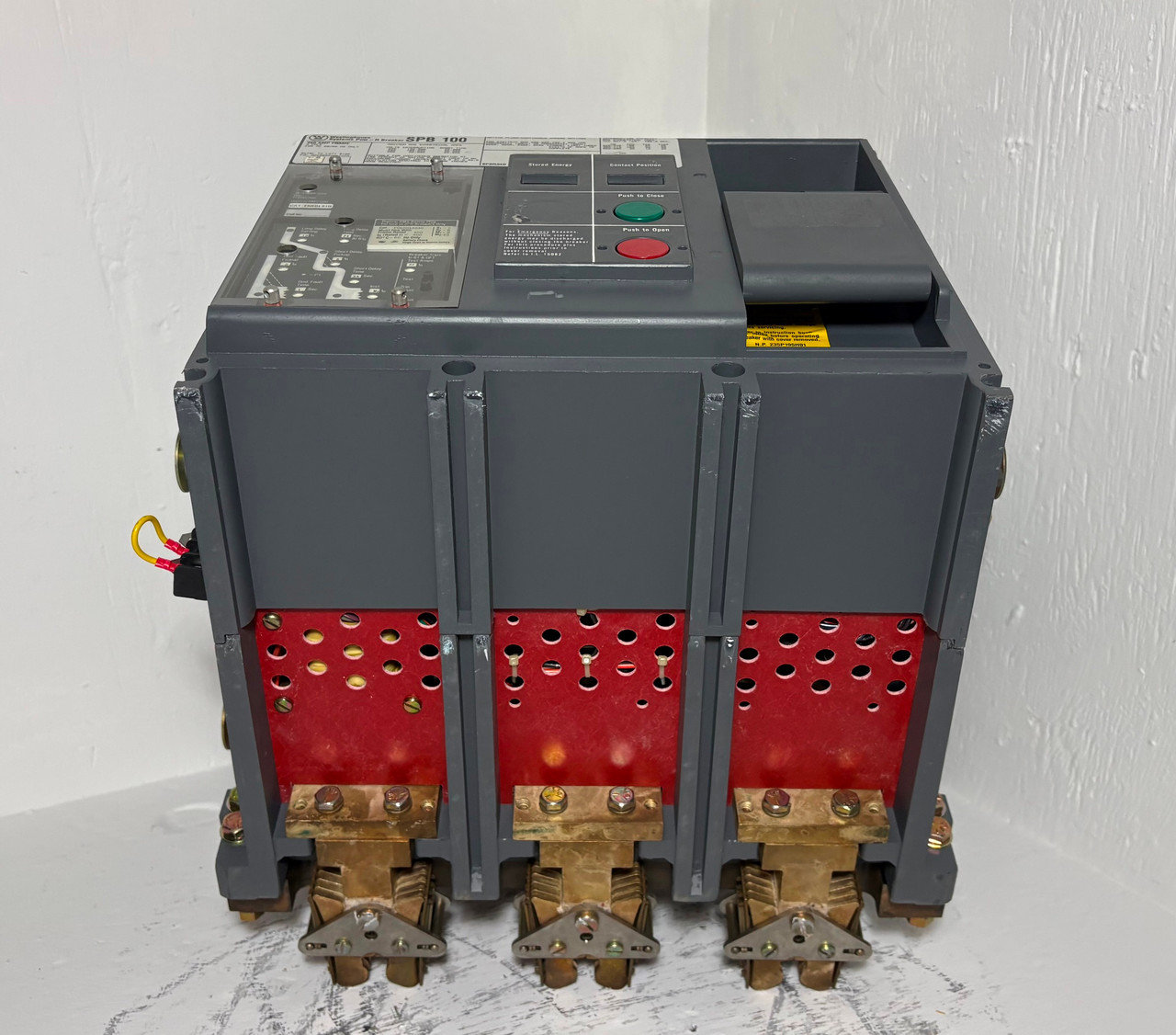 Westinghouse SPB 100 SPBR34D56 400A Pow-R LSIG Breaker w 400 Amp Plug Aux Ground (EM5349-1)