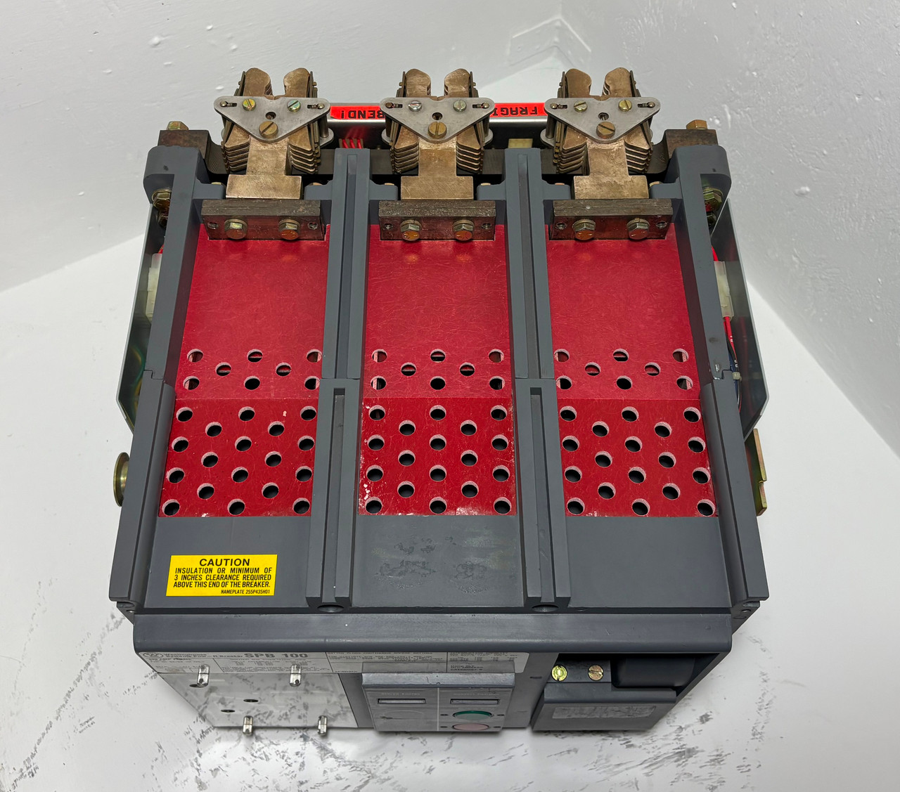 Westinghouse SPB 100 SPBR34D56 400A Pow-R LSIG Breaker w 400 Amp Plug Aux Ground (EM5349-1)