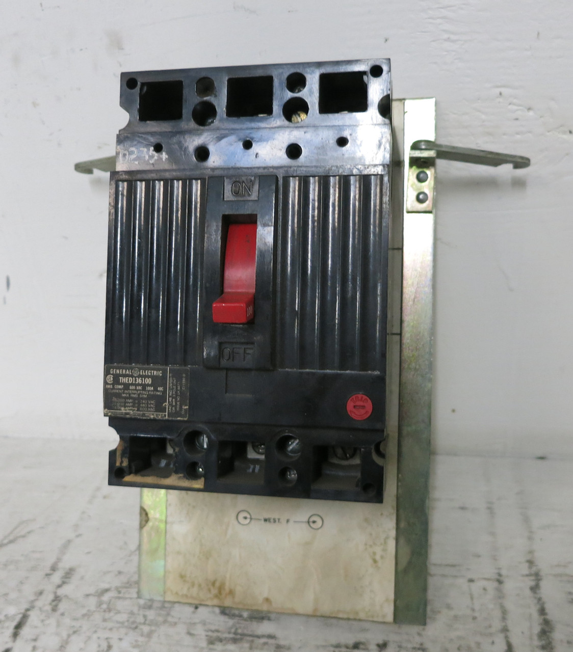 Crouse Hinds EPC-377 100A Explosion Proof Breaker Enclosure ArkTite 100 Amp THED (DW6830-2)