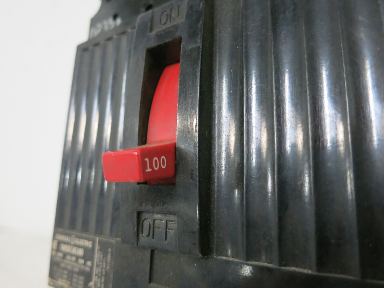 Crouse Hinds EPC-377 100A Explosion Proof Breaker Enclosure ArkTite 100 Amp THED (DW6830-2)