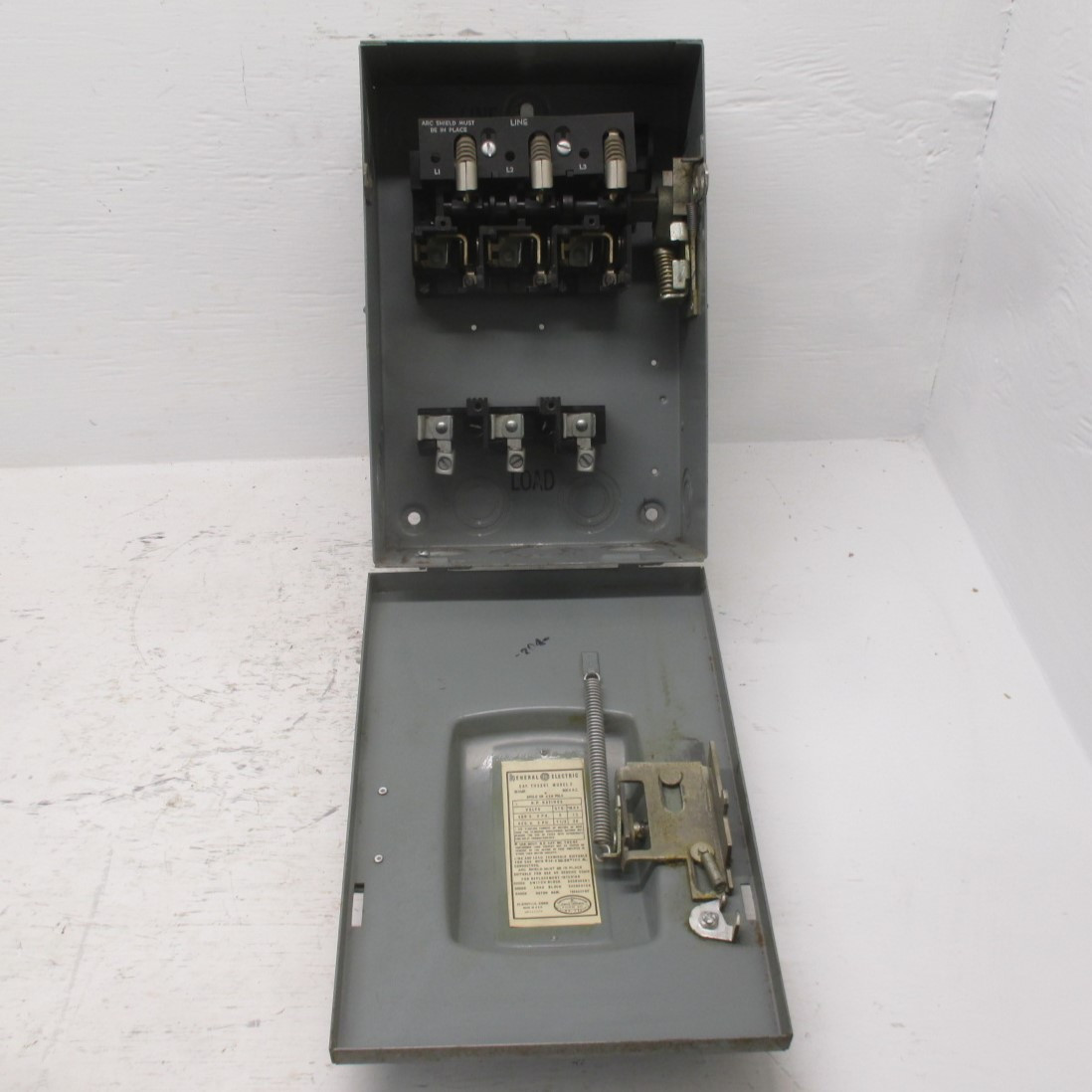 GE TH3361 30A 600V Heavy Duty Fusible Safety Switch Mod 2 General Electric 30Amp (AH0345-1)