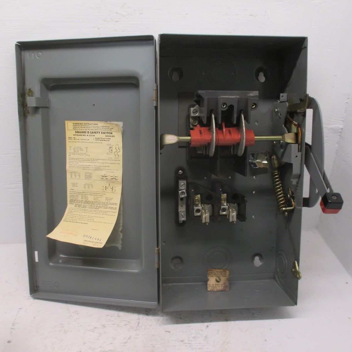 NEW Square D H-223 N Series D2 100 Amp 240V Fusible Safety Switch 2P New No Box (AH0341-4)