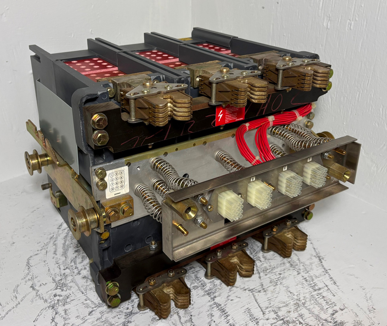 Westinghouse SPB 100 SPBR34D56 400A Pow-R LSIG Breaker w/ 200 Amp Plug 3P Ground (EM5357-21)