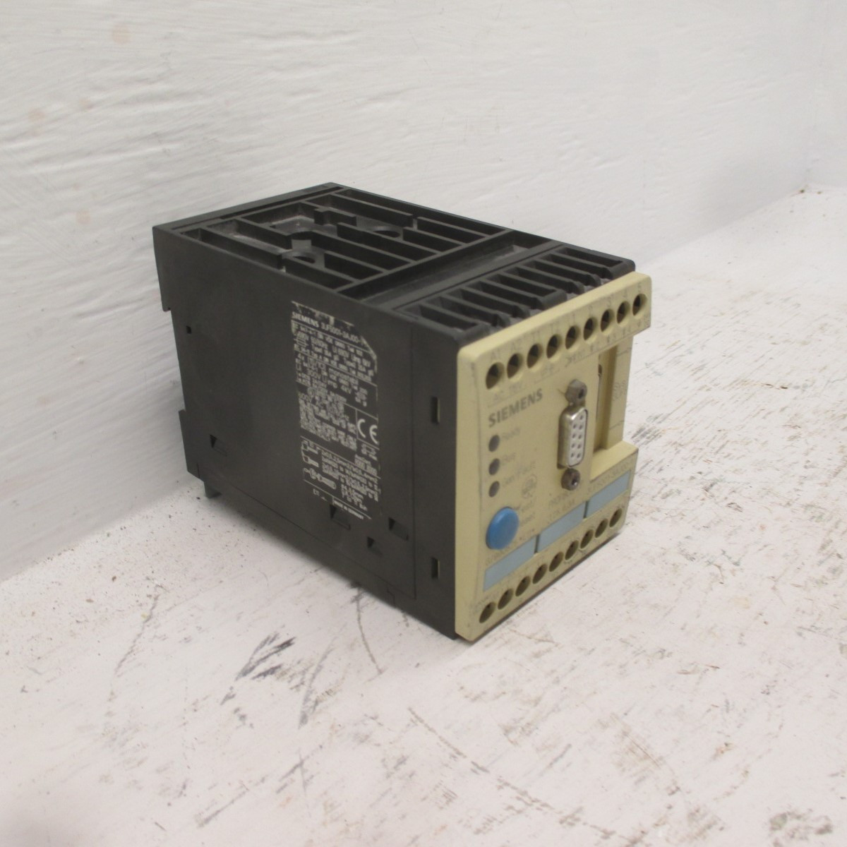 Siemens 3UF5001-3AJ00-1 DP Basic Unit PLC Module SIMOCODE Profibus Interface (AH0359-1)