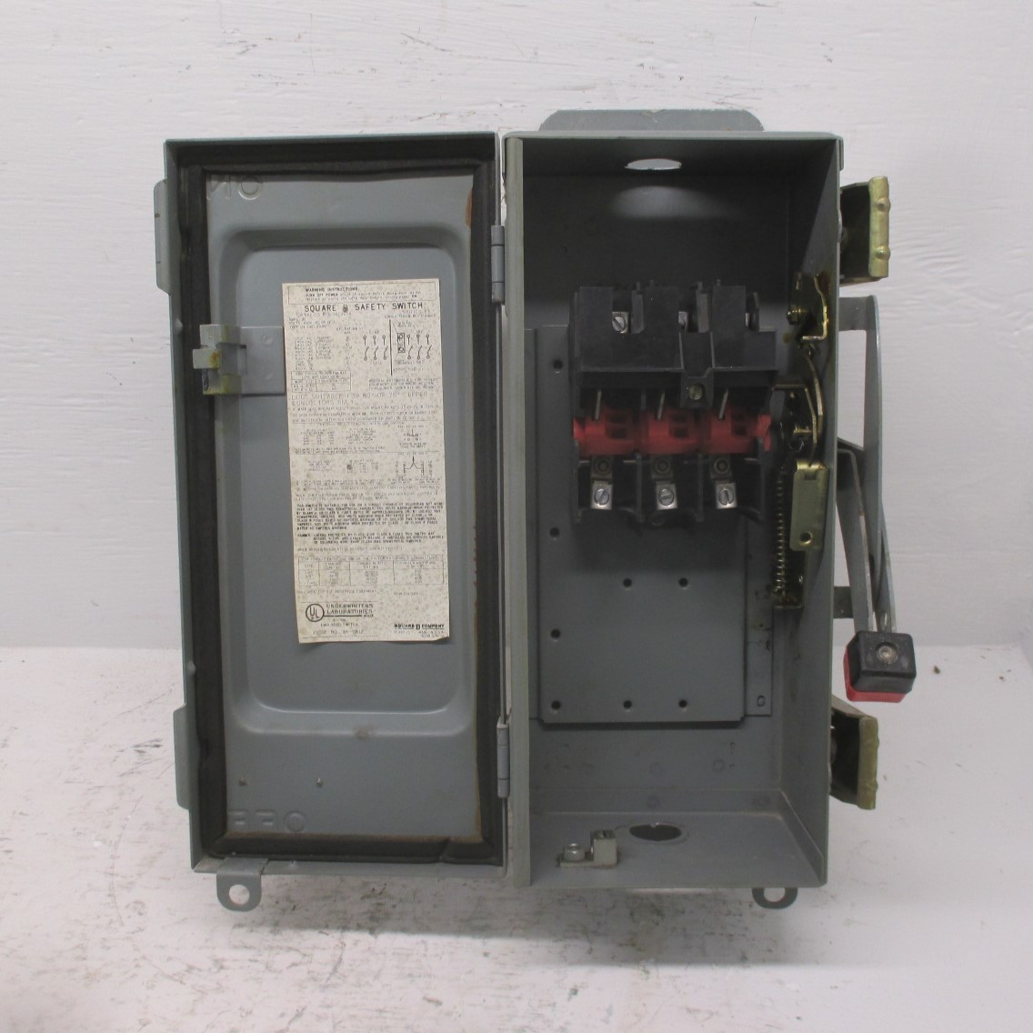Square D HU361A Ser. E1 30 Amp 600V 12K Non-Fusible Safety Switch Disconnect 30A (AH0368-1)