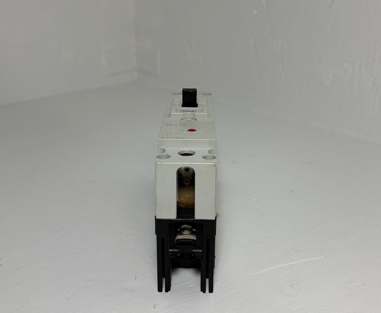 GE FBN16TE020RV 20A Record Plus 1P Circuit Breaker 277V 20 Amp General Electric (EM5374-3)