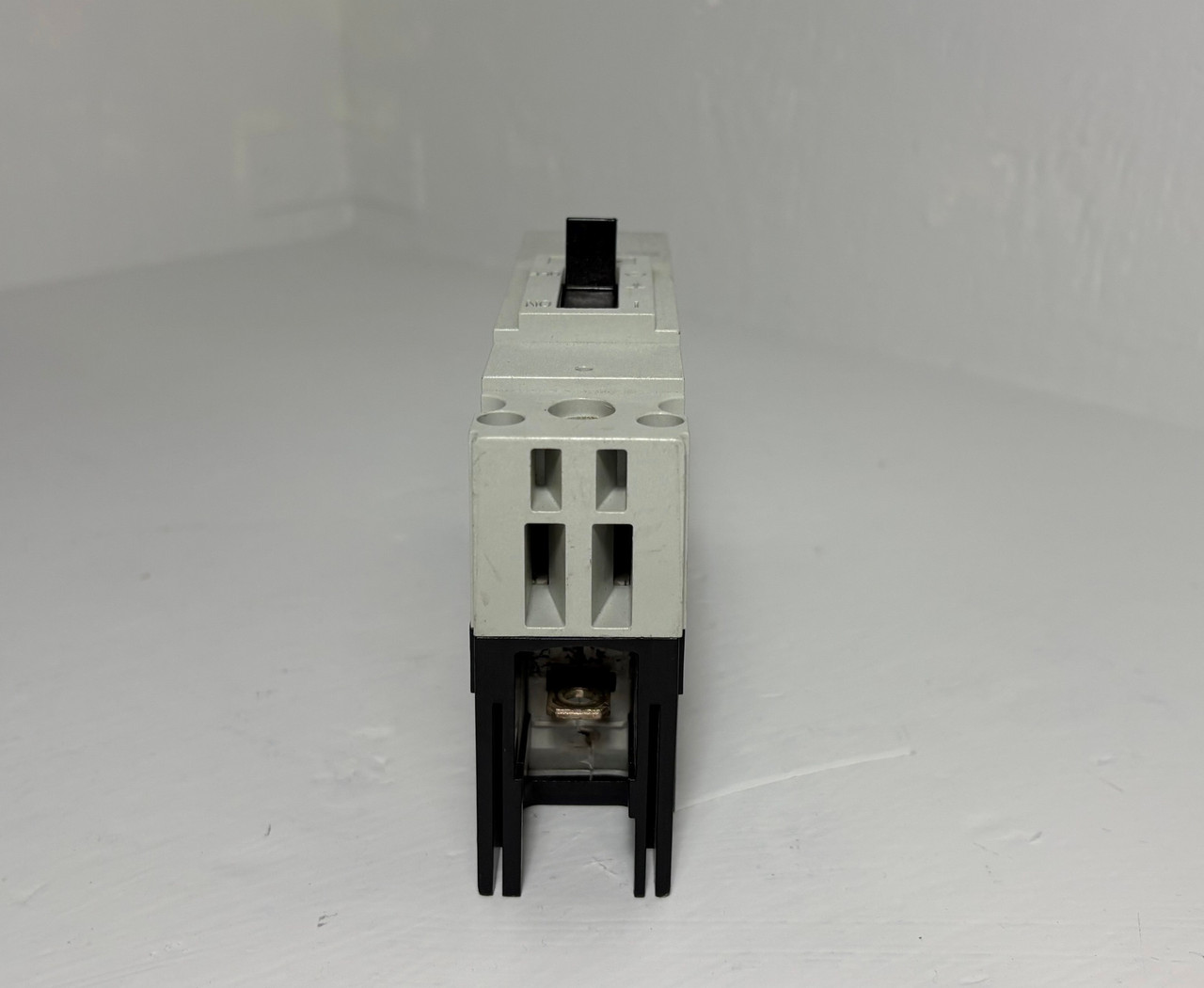 GE FBN16TE020RV 20A Record Plus 1P Circuit Breaker 277V 20 Amp General Electric (EM5374-3)