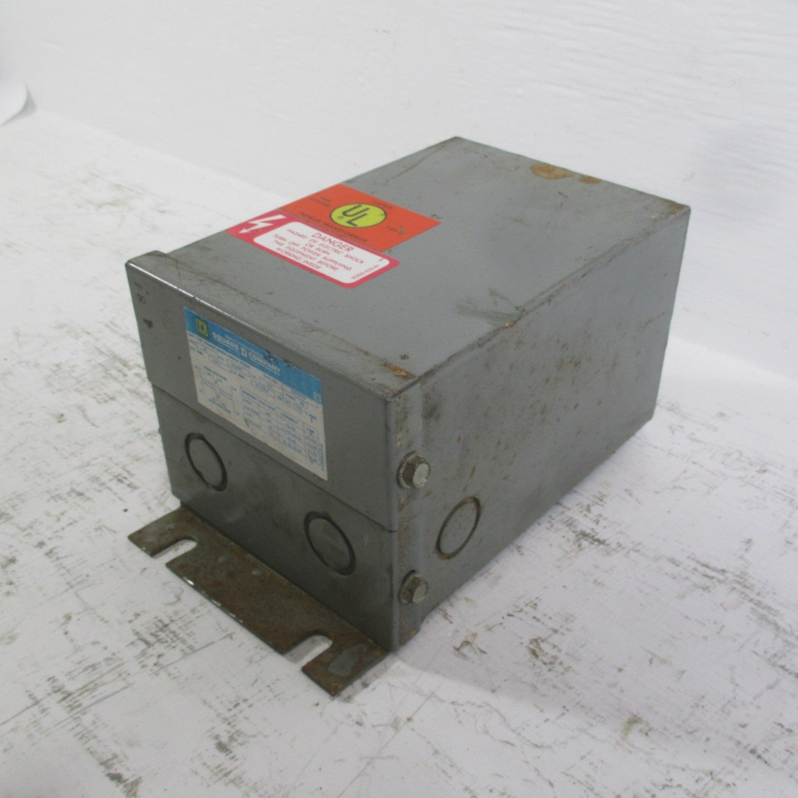 Square D 500SV43F Dry Type Transformer .50 KVA 1PH 120x240 12x24 Type BB 4.2/2.1 (AH0390-1)