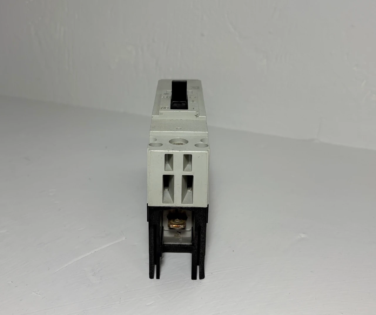 GE FBV16TE050RV 50A Record Plus 1P Circuit Breaker 277V 50 Amp General Electric (EM5377-2)