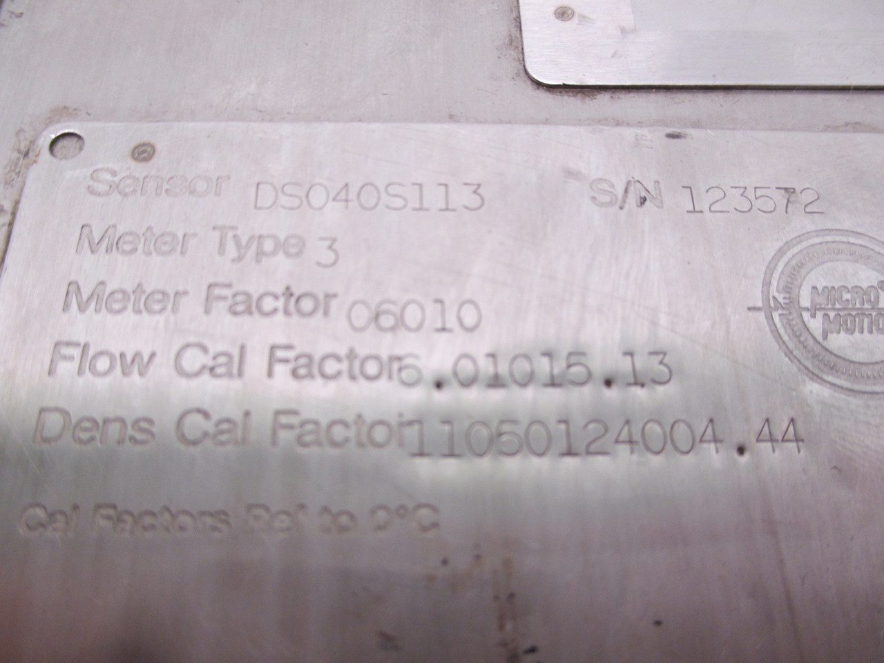 Micro Motion DS040S113 1/2" Mass Flow Sensor Meter Type 3 Missing Transmitter (AH0395-2)