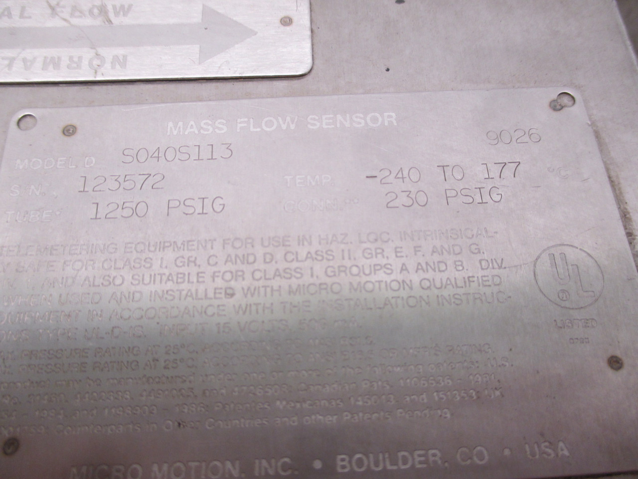 Micro Motion DS040S113 1/2" Mass Flow Sensor Meter Type 3 Missing Transmitter (AH0395-2)