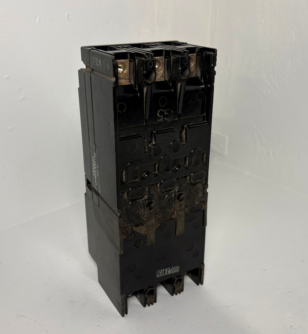 GE TB13020AW 20A Tri-Break Circuit Breaker 480/600V 3P 20 Amp General Electric (EM5387-2)