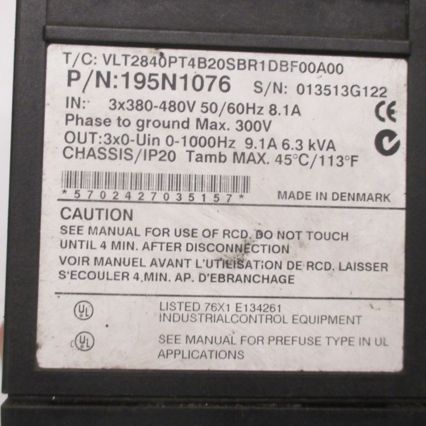 Danfoss 195N1076 VLT2840PT4B20SBR1DBF00A00 VLT 2800 VS Inverter Drive (Damaged) (AH0451-1)