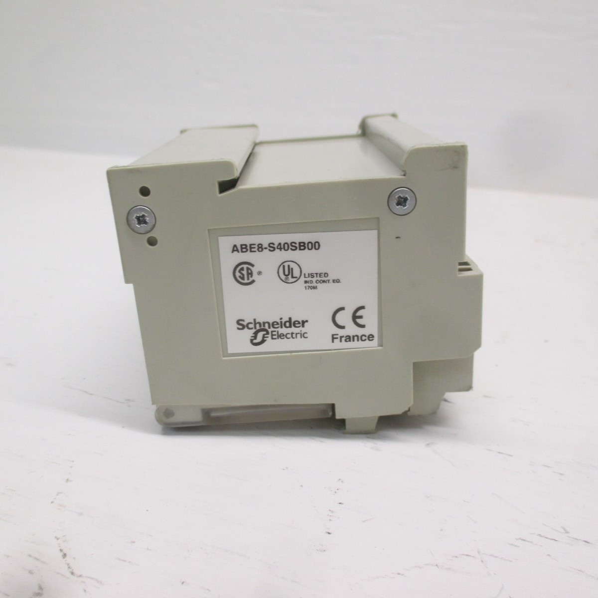 Telemecanique ABE8-S40SB00 I/O Sub Base Module 4 Inputs 24VDC ABE 8 (AH0448-1)