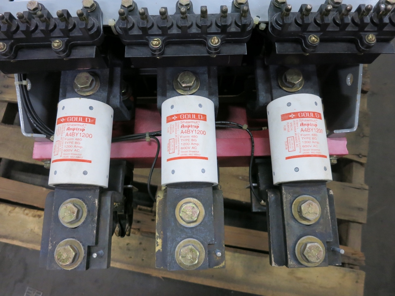 GE AKRU-10D-30 800A Fused Air Circuit Breaker LSI Trip Unit A208LSI 800 Amp EO (DW6914-1)