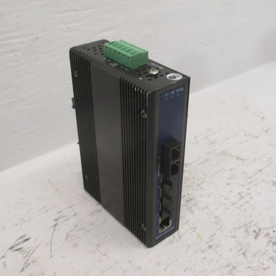 Advantech EKI-2525M-AE Industrial Ethernet Switch 4+1 100Fx EKI-2525M EKI2525MAE (AH0466-2)