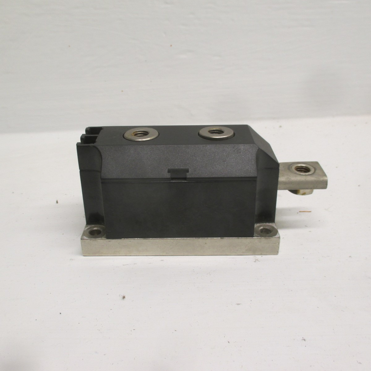 3rd Image of AH0472