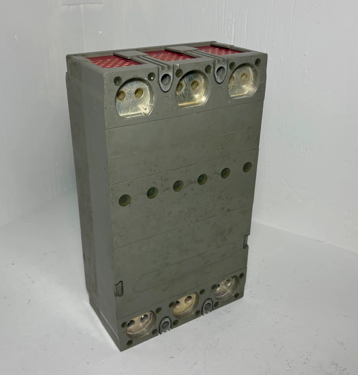 ITE Siemens HP3S160 1600A Molded Case Switch 1600 Amp Type HP 600V 3P I-T-E (EM5405-2)
