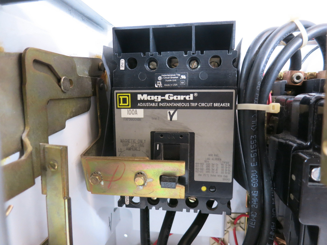 Square D Model 6 Size 3 Starter 100 Amp Breaker 18" MCC Bucket 100A (BJ0994-1)