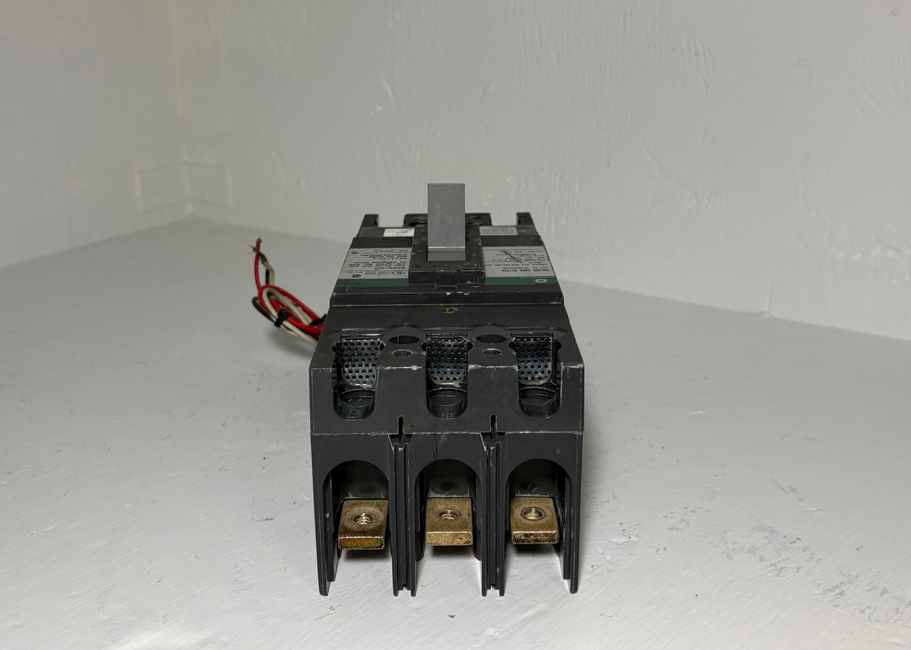 GE TFJ236Y225 225A Molded Case Switch Green Label w Aux 225 Amp General Electric (EM5404-3)