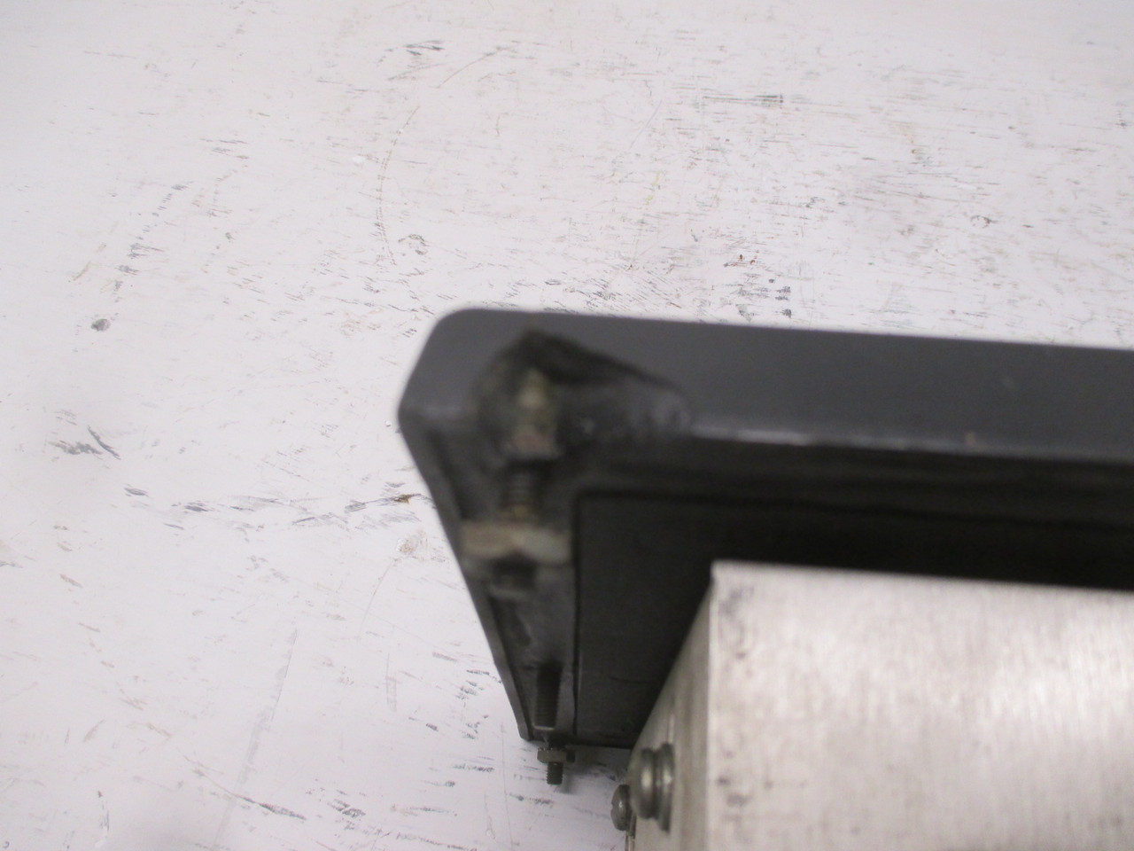 Nematron IWS-3005 Mini Industrial Workstation PLC Operator Interface IWS3005 120 (AH0489-1)