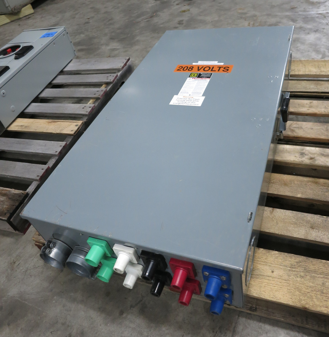 Square D D325N 400A 240V Fusible Safety Switch Disconnect 400 Amp D325-N E03 (DW6887-1)