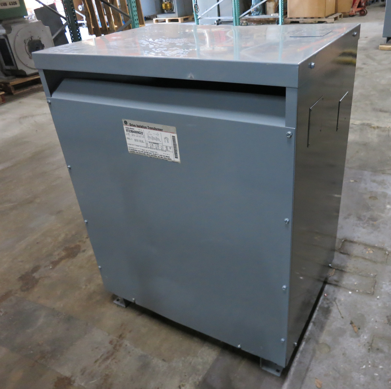 GE 118 kVA 460 Delta to 460Y/266 V 3PH Isolation Transformer 9T23B4009G22 460V (DW7036-2)