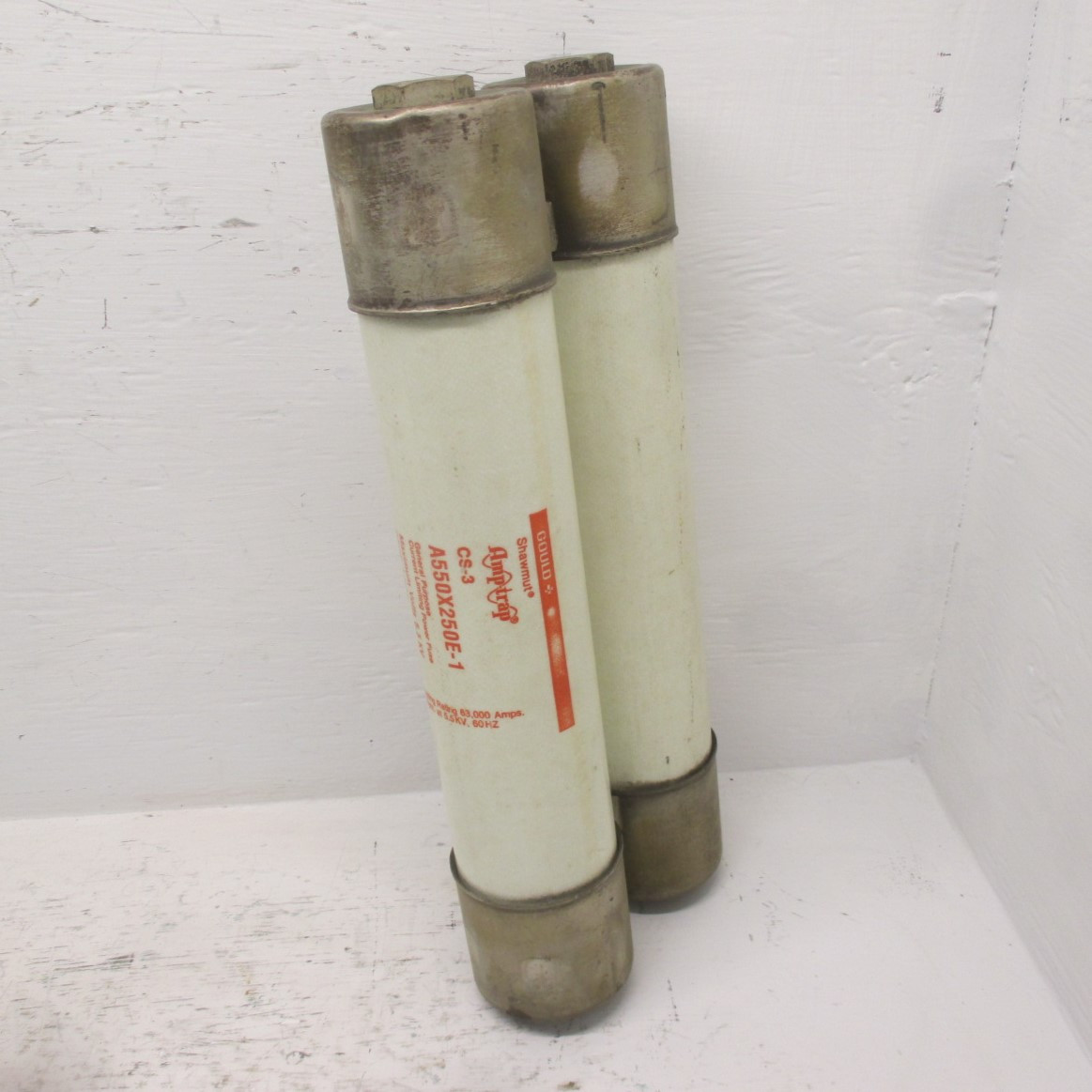 Gould Shawmut A550X250E-1 Current Limiting Power Fuse CS-3 5.5 KV MAX 250E Amps (AH0498-3)
