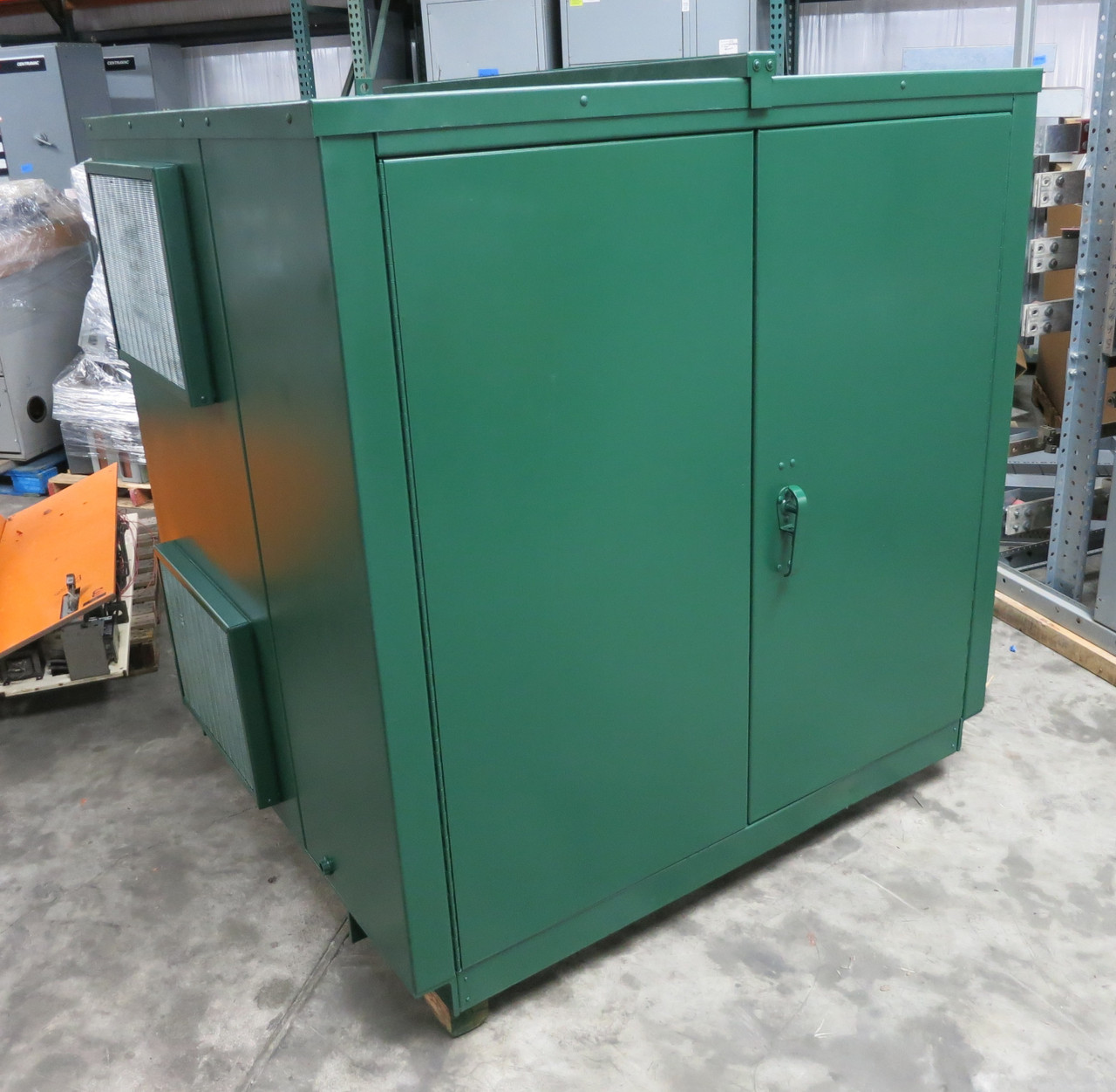 Image of National Industri 300 kVA 4160 Y/2400 to 240 Delta V 3PH Pad Mount Transformer